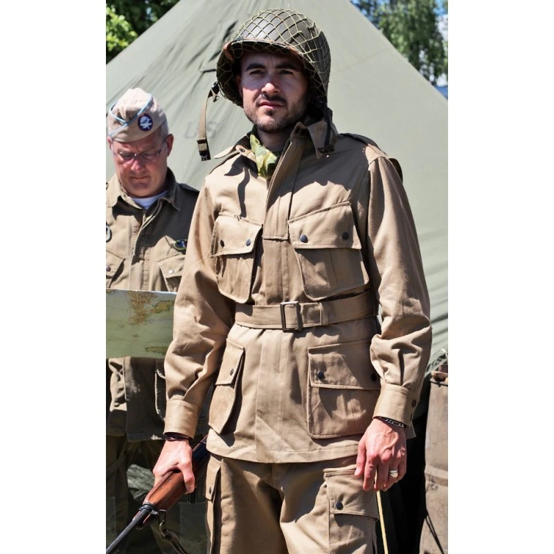 VESTE PARACHUTISTE US M1942 1 VESTE PARACHUTISTE US M1942
